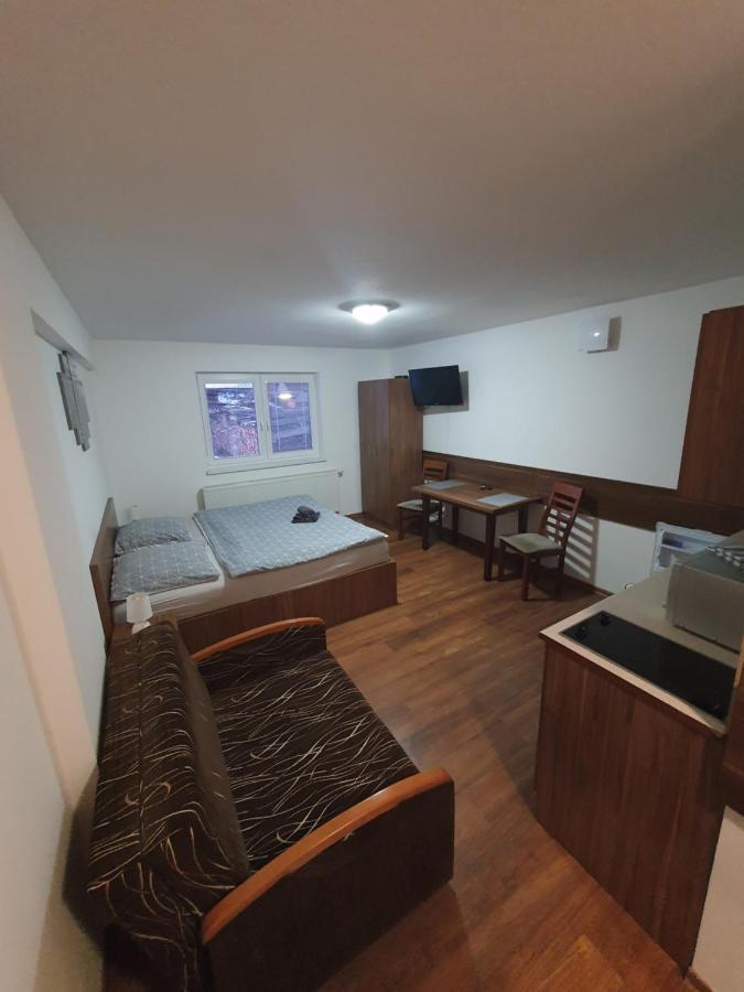 Apartmanovy Dom Stela Bešeňová Kültér fotó