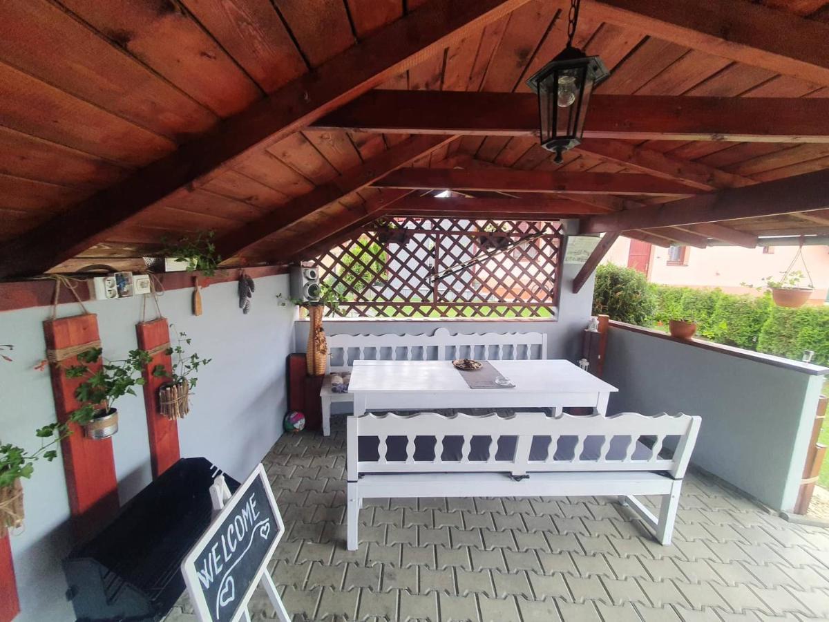 Apartmanovy Dom Stela Bešeňová Kültér fotó