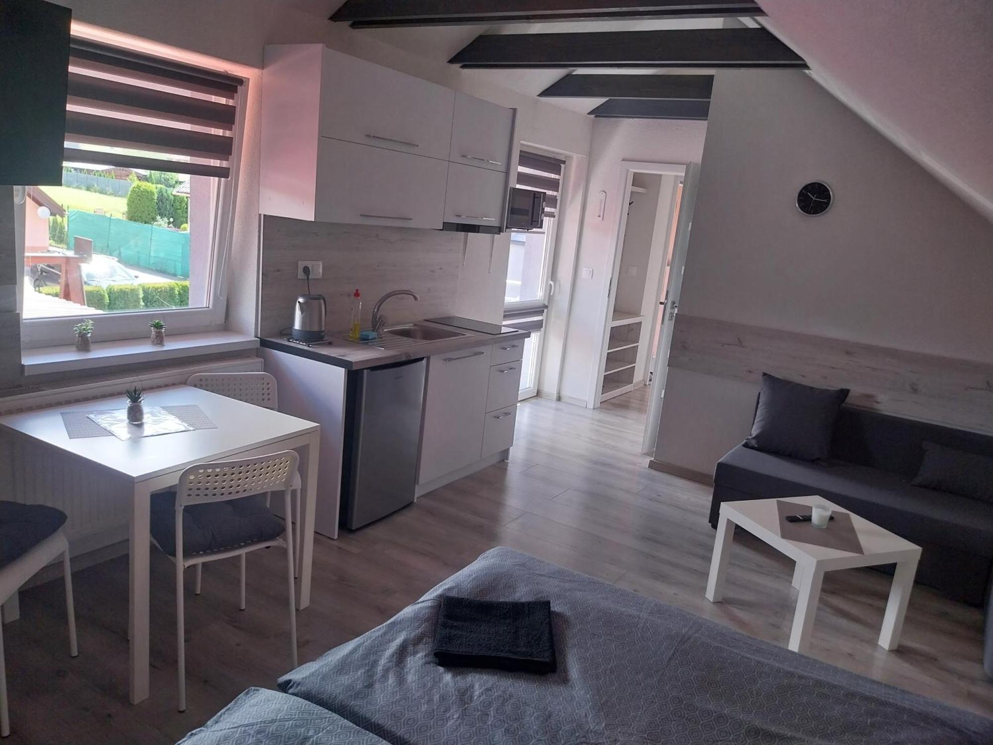 Apartmanovy Dom Stela Bešeňová Kültér fotó